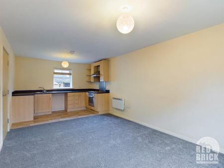 2 bedroom flat to rent - Photo 2