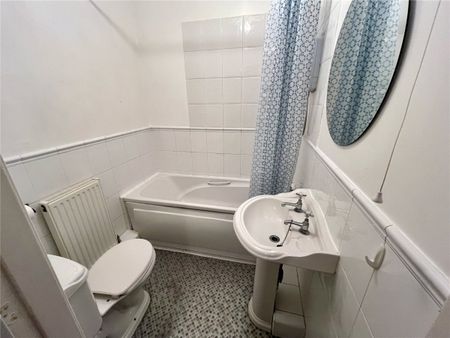 Lumb Lane, Roberttown, Liversedge, WF15 - Photo 5