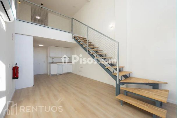 Dúplex en alquiler en Calle de la Laguna del Marquesado - Foto 1