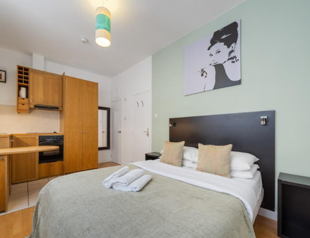 North Gower Street, NW1, London - Photo 4