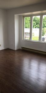 Cuisine 100% renovée, 4 1/2 disponible dès maintenant ! - Photo 4