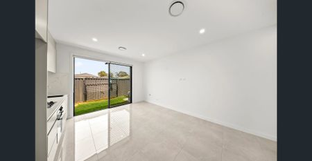 Superb Finishes - 2 Bedroom Home Unit - Ducted Air Conditioning, Alfresco & Garage - Photo 3