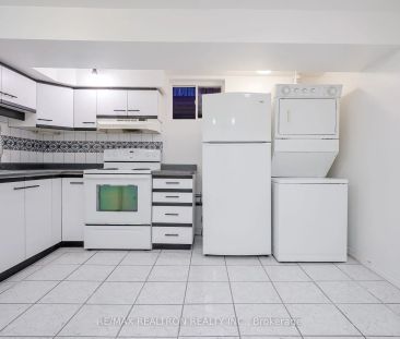 1153 Norman Crescent #Bsmt - Photo 3