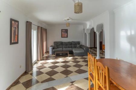 Alquiler de ático en Centro - Photo 5