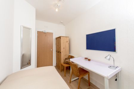 Room in a Shared Flat, Urquhart Road, AB24 - Photo 3