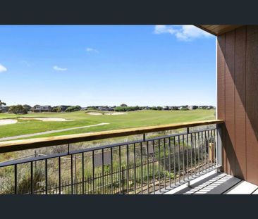 33/12 Lahinch Mews, Torquay, Vic 3228 - Photo 3