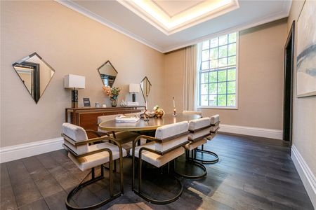 An Exclusive Two Bedroom Apartment in the Corinthia Residences - Photo 2