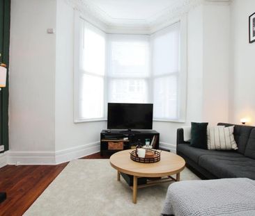 1 bedroom flat to rent - Photo 2