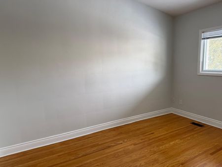 For Lease - 1068 Lawrence Avenue, Toronto, Ontario - Photo 3