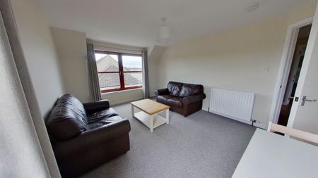 2 bedroom flat to rent - Photo 2