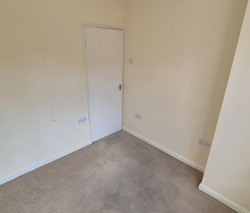 Keswick Close, Birstall, LE4 - Photo 4