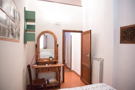 Borgo San Frediano, Florence, Tuscany 50124 - Photo 4