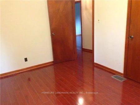 Detached Home For Lease | N8150692 - Photo 5