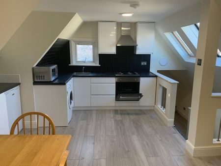 2 bedroom apartment to rent - Photo 4