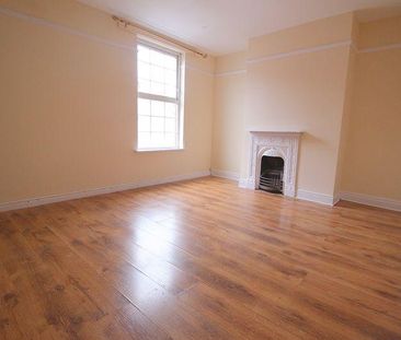 4 bedroom terraced house to rent - Photo 6
