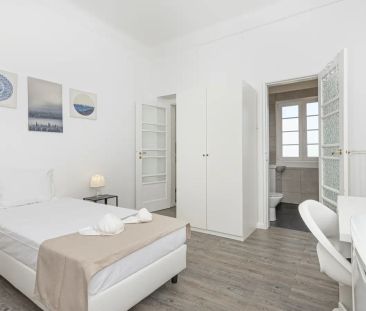 Room in a shared 11-bedroom apartment for rent in Lisbon, perfect f... - Photo 6