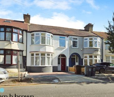 Shirley Gardens, Barking - Photo 1