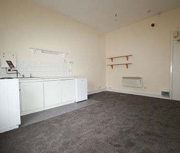 Room 2, 119a Cotham Brow, Cotham, BS6 6AS - Photo 2