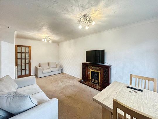 2 bedroom bungalow to rent - Photo 1