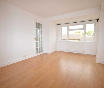 4 bedroom detached house to rent - Photo 1