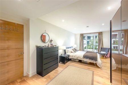 Lensbury Avenue, London, SW6 flat to rent - Photo 5