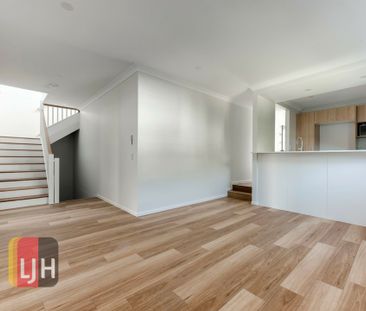 MODERN ROOMING ACCOMMODATION IN GREAT LOCATION - Photo 5