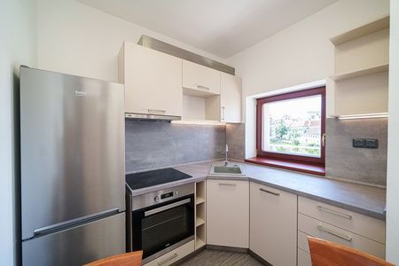 Pronájem bytu 1+kk a garsoniéry 33 m² - Photo 2