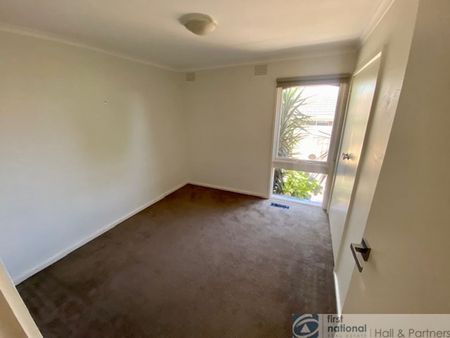 140 Hayrick Lane, Mooroolbark - Photo 5