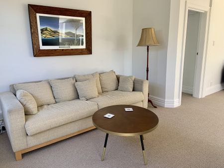 Merivale, 2 bedrooms - Photo 2