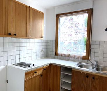 Location Appartement 2 pièces 51m² STE GENEVIEVE DES BOIS 91700 - Photo 2