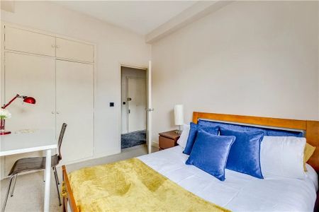 2 Bed Flat, Nevern Place, SW5 - Photo 4