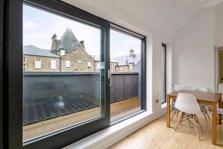 2 bedroom flat to rent - Photo 3