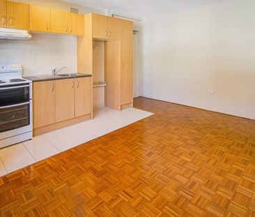 One bedroom unit at the heart of Paddington - Photo 3