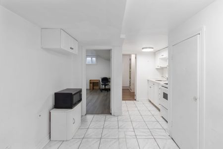 For Lease - 3073 Ireson Court Unit# Bsmnt, Mississauga, Ontario - Photo 5