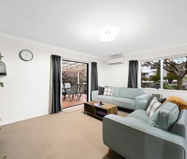 Modern and low-maintenance, this 3-bedroom, 1-bathroom home with a ... - Photo 2