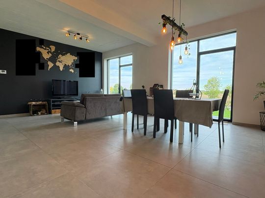 Prachtig en ruim appartement met uitzicht op Leiearm - Photo 1