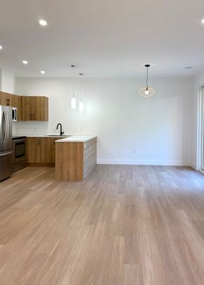For Lease - 62 Gray Street Unit# 2, Severn, Ontario - Photo 1