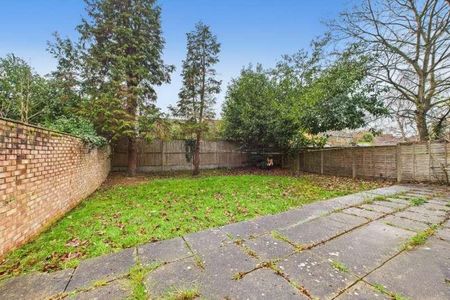 Albert Street, Slough, Berkshire, SL1 - Photo 5