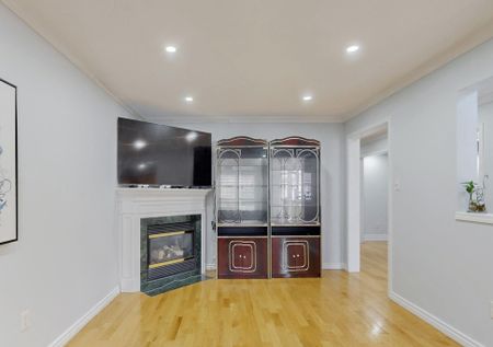 For Lease - 134 Medland Avenue, Whitby, Ontario - Photo 4