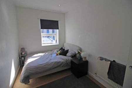 2 Bedroom Maisonette - Photo 5