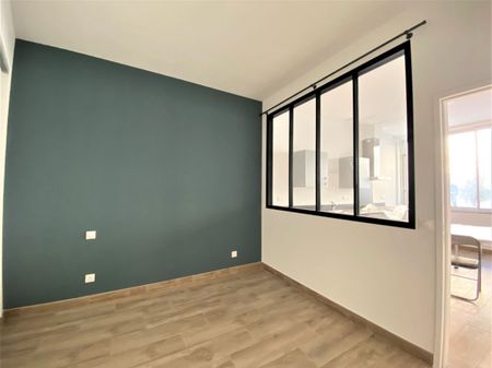 APPARTEMENT T3 AVEC TERRASSE - CASTRES CENTRE - Photo 2