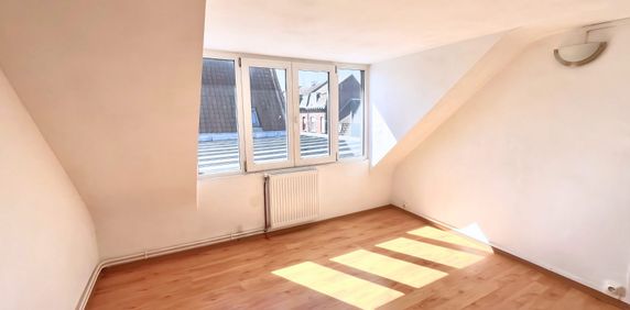 Location Appartement 3 pièces 51m² LYS LEZ LANNOY 59390 - Photo 2