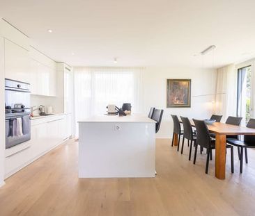 Helle 3.5-Zimmer-Wohnung mit Balkon und Garage in Kloten - Photo 5