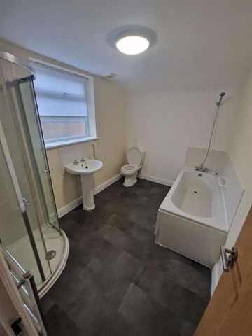 Chirkdale Street, Liverpool, L4 - Photo 3