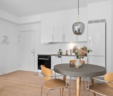 Skøn 2 værelses lejlighed i Tilst - Foto 2