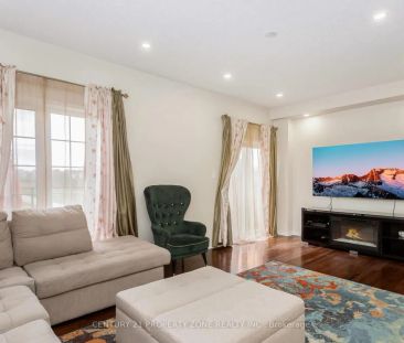 590 LOTT CRESCENT N - Photo 2