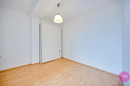 Pronájem bytu 2+kk s terasou a klimatizací na ulici Handkeho v Olomouci - Photo 3