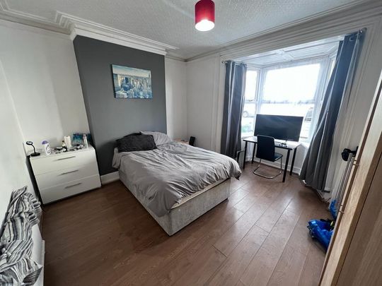 6 bedroom house share to rent - Photo 1