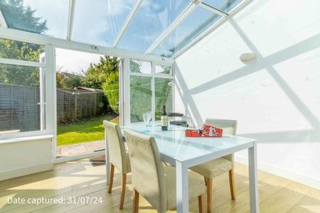 26 Temple Avenue - Photo 4