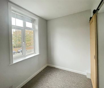 Monument Green, Weybridge, Surrey, KT13 8QT - Photo 5